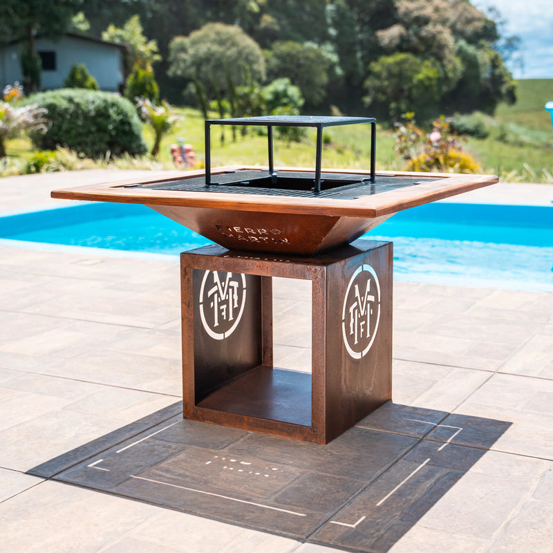 Churrasqueira Gourmet BARN + Moldura Personalizada + Espeto de Costelão + Tampa